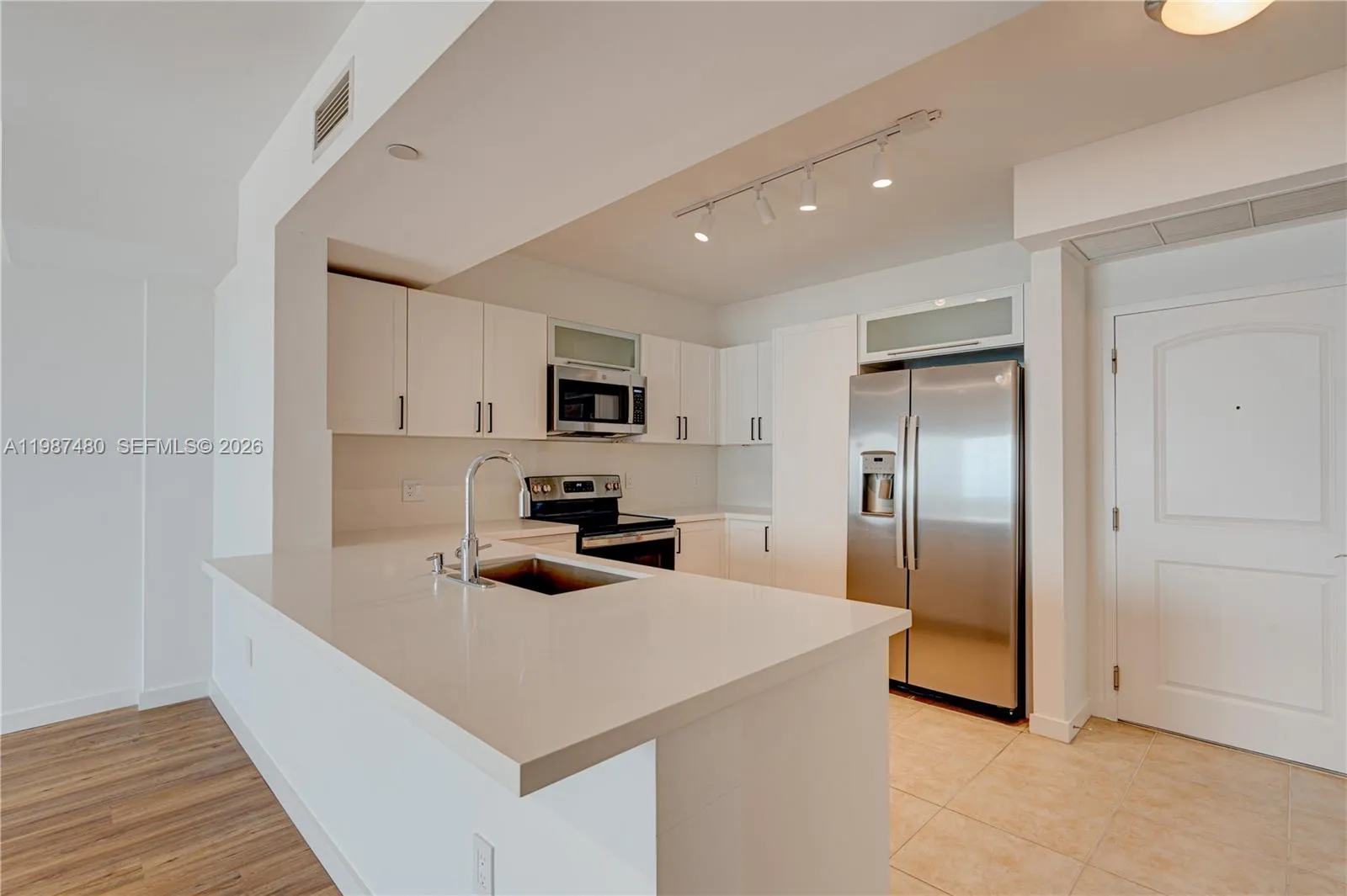 7350 Sw 89th St 1505s, Miami, Florida 33156, Miami, Florida 33156, 2 Bedrooms Bedrooms, ,2 BathroomsBathrooms,Residential Lease,For Rent,7350 Sw 89th St 1505s, Miami, Florida 33156,A11987480