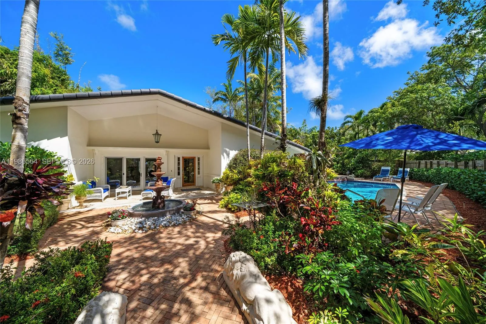 269 Cranwood Dr, Key Biscayne, Florida 33149, Key Biscayne, Florida 33149, 5 Bedrooms Bedrooms, ,4 BathroomsBathrooms,Residential,For Sale,269 Cranwood Dr, Key Biscayne, Florida 33149,A11986564