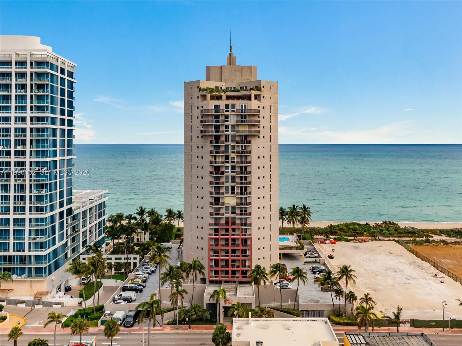 6767 Collins Ave 1704, Miami Beach, Florida 33141, Miami Beach, Florida 33141, 2 Bedrooms Bedrooms, ,2 BathroomsBathrooms,Residential,For Sale,6767 Collins Ave 1704, Miami Beach, Florida 33141,A11990062