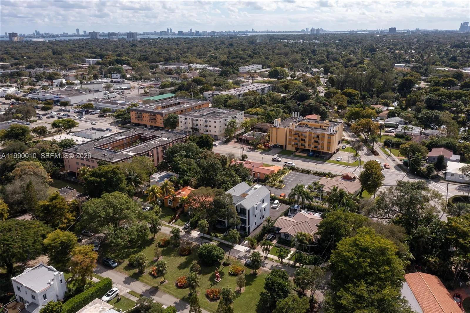 320 Ne 126th St 32, North Miami, Florida 33161, North Miami, Florida 33161, 2 Bedrooms Bedrooms, ,2 BathroomsBathrooms,Residential Lease,For Rent,320 Ne 126th St 32, North Miami, Florida 33161,A11990010