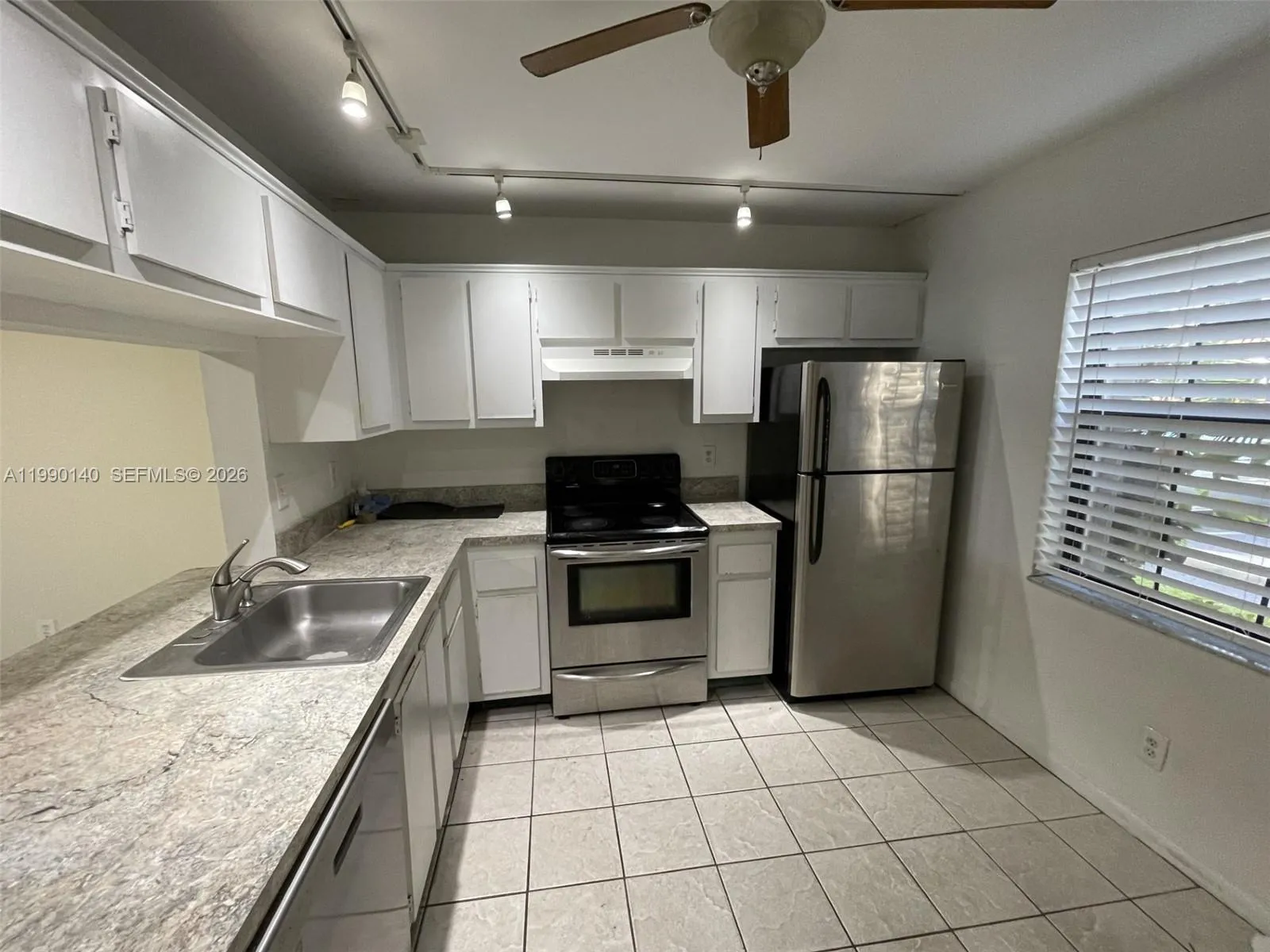 10508 Nw 6th St 10508, Pembroke Pines, Florida 330, Pembroke Pines, Florida 33026, 2 Bedrooms Bedrooms, ,2 BathroomsBathrooms,Residential Lease,For Rent,10508 Nw 6th St 10508, Pembroke Pines, Florida 330,A11990140