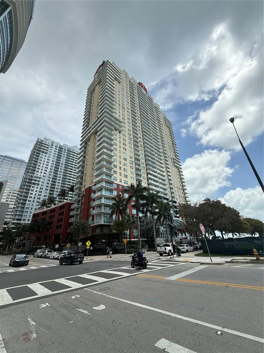 1155 Brickell Bay Dr 1206, Miami, Florida 33131, Miami, Florida 33131, 1 Bedroom Bedrooms, ,1 BathroomBathrooms,Residential Lease,For Rent,1155 Brickell Bay Dr 1206, Miami, Florida 33131,A11990143