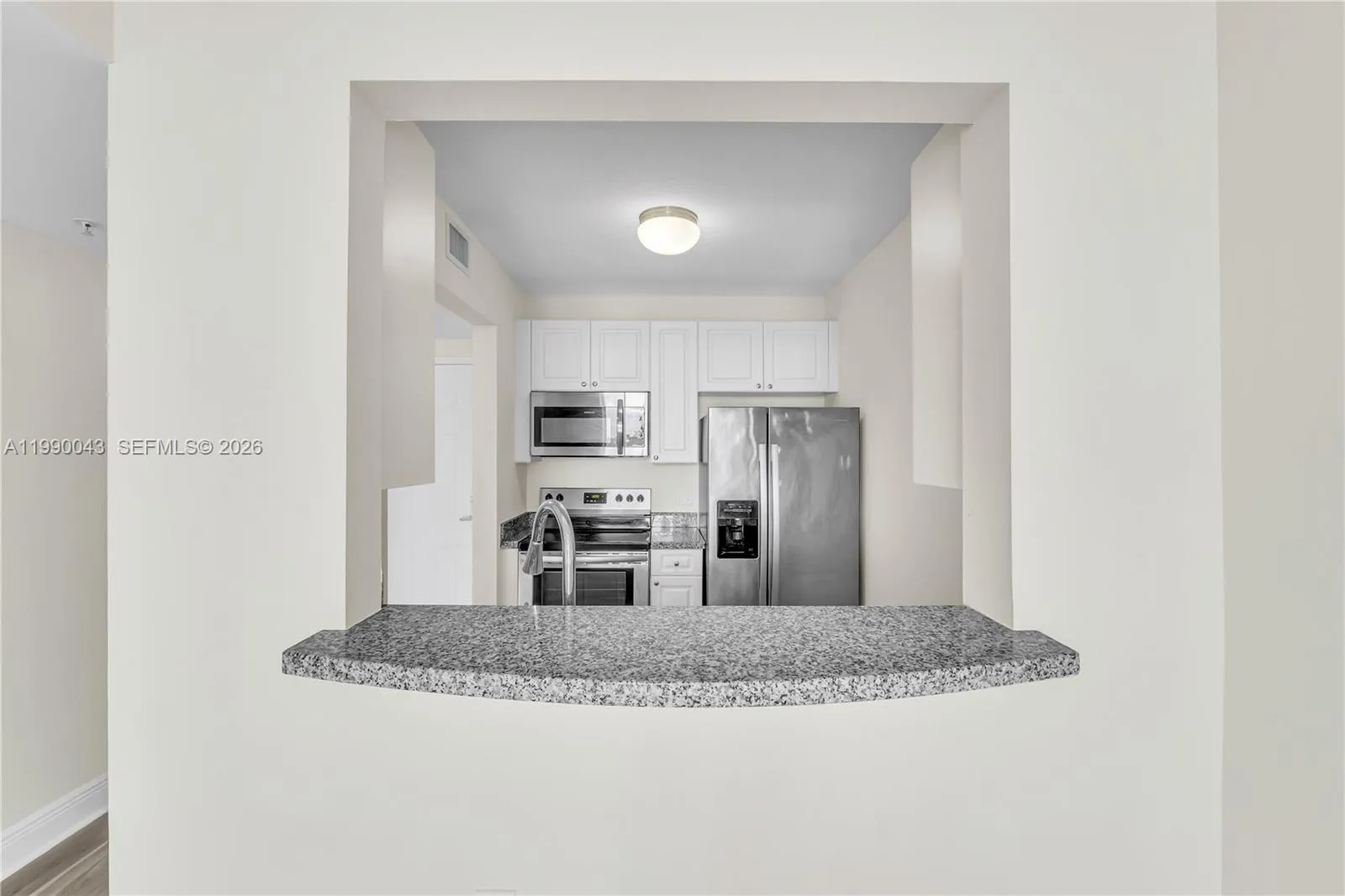 900 Sw 8th St 1110, Miami, Florida 33130, Miami, Florida 33130, 1 Bedroom Bedrooms, ,1 BathroomBathrooms,Residential Lease,For Rent,900 Sw 8th St 1110, Miami, Florida 33130,A11990043