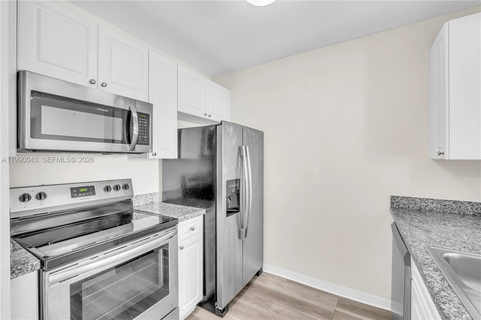 900 Sw 8th St 1110, Miami, Florida 33130, Miami, Florida 33130, 1 Bedroom Bedrooms, ,1 BathroomBathrooms,Residential Lease,For Rent,900 Sw 8th St 1110, Miami, Florida 33130,A11990043