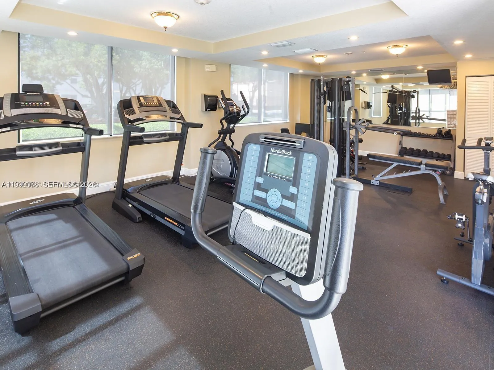 3590 Coral Way 509, Miami, Florida 33145, Miami, Florida 33145, 1 Bedroom Bedrooms, ,1 BathroomBathrooms,Residential Lease,For Rent,3590 Coral Way 509, Miami, Florida 33145,A11990078