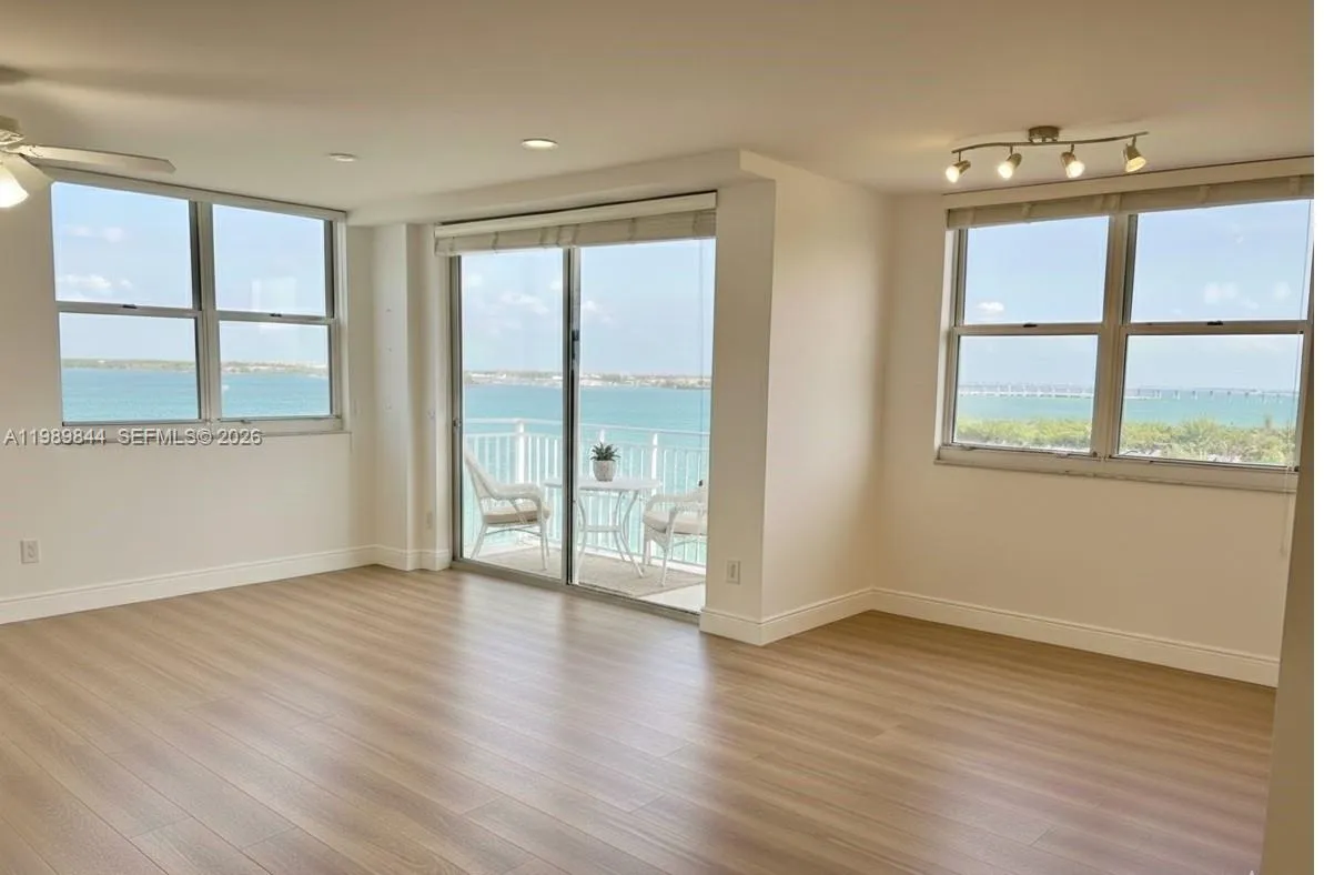 770 Claughton Island Dr 1216, Miami, Florida 33131, Miami, Florida 33131, 2 Bedrooms Bedrooms, ,2 BathroomsBathrooms,Residential Lease,For Rent,770 Claughton Island Dr 1216, Miami, Florida 33131,A11989844