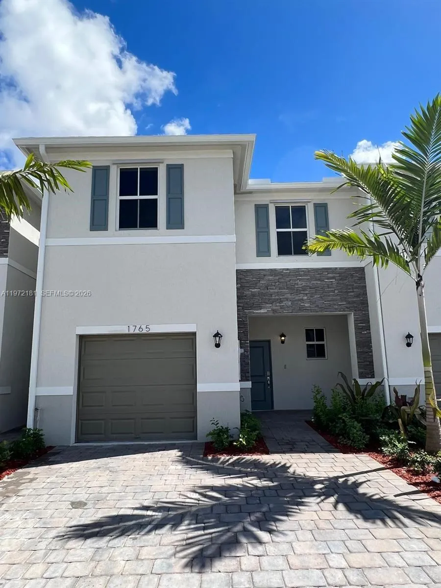 1765 Se 7th Ter, Homestead, Florida 33034, Homestead, Florida 33034, 3 Bedrooms Bedrooms, ,2 BathroomsBathrooms,Residential,For Sale,1765 Se 7th Ter, Homestead, Florida 33034,A11972181