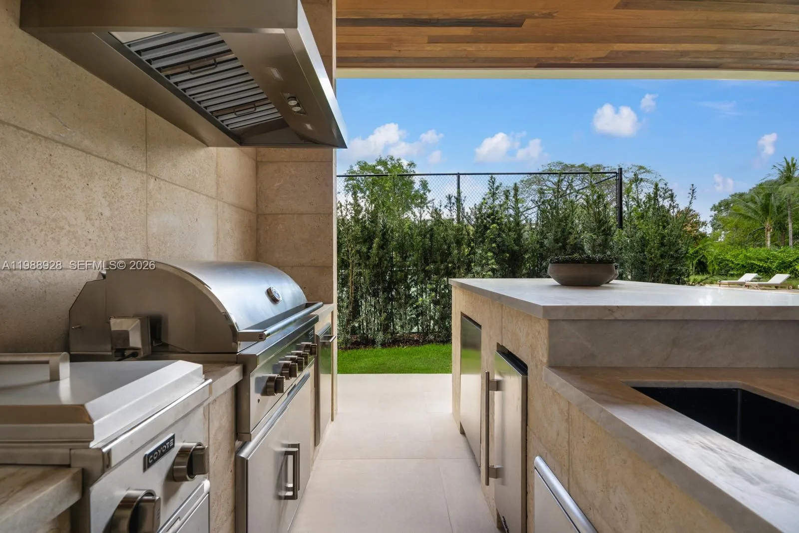 5545 Sw 81st Ter, Miami, Florida 33143, Miami, Florida 33143, 7 Bedrooms Bedrooms, ,7 BathroomsBathrooms,Residential,For Sale,5545 Sw 81st Ter, Miami, Florida 33143,A11988928