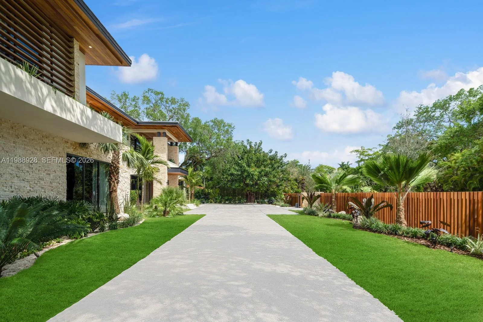 5545 Sw 81st Ter, Miami, Florida 33143, Miami, Florida 33143, 7 Bedrooms Bedrooms, ,7 BathroomsBathrooms,Residential,For Sale,5545 Sw 81st Ter, Miami, Florida 33143,A11988928