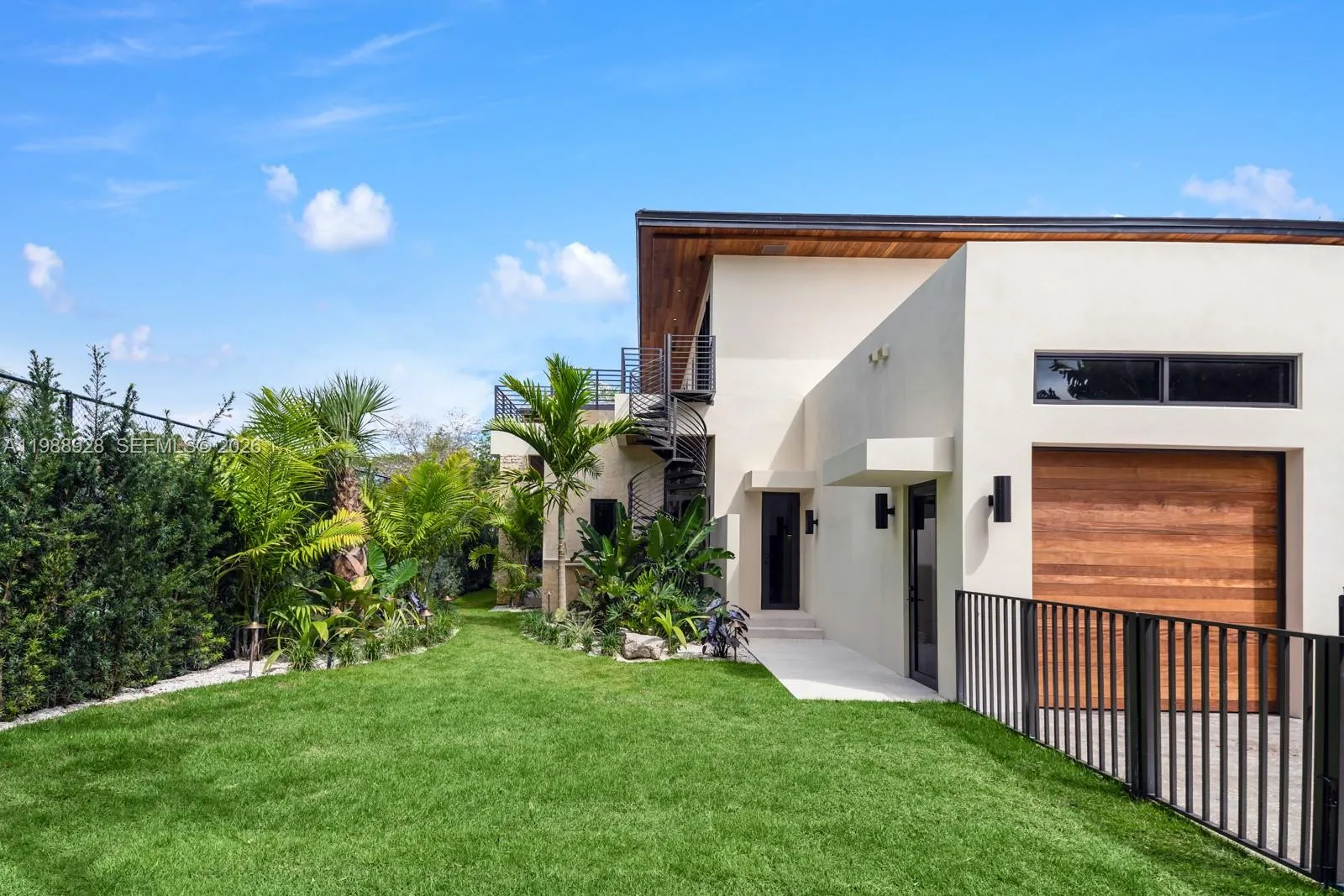 5545 Sw 81st Ter, Miami, Florida 33143, Miami, Florida 33143, 7 Bedrooms Bedrooms, ,7 BathroomsBathrooms,Residential,For Sale,5545 Sw 81st Ter, Miami, Florida 33143,A11988928