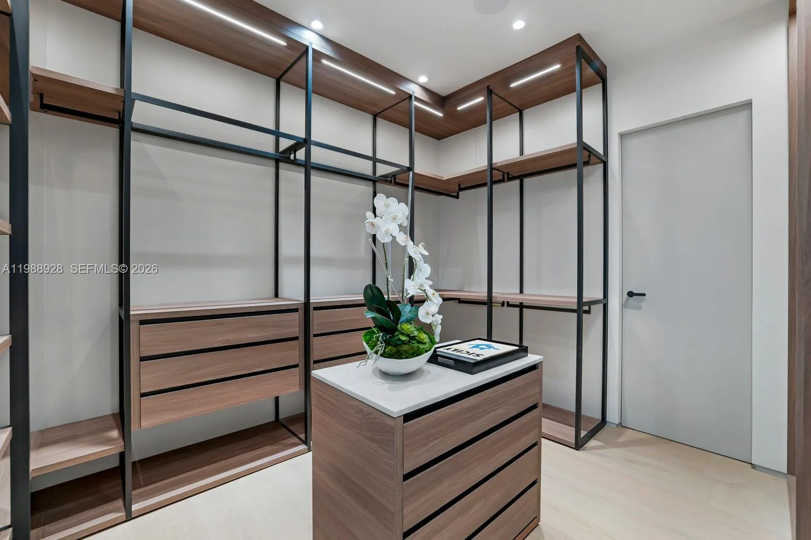 5545 Sw 81st Ter, Miami, Florida 33143, Miami, Florida 33143, 7 Bedrooms Bedrooms, ,7 BathroomsBathrooms,Residential,For Sale,5545 Sw 81st Ter, Miami, Florida 33143,A11988928