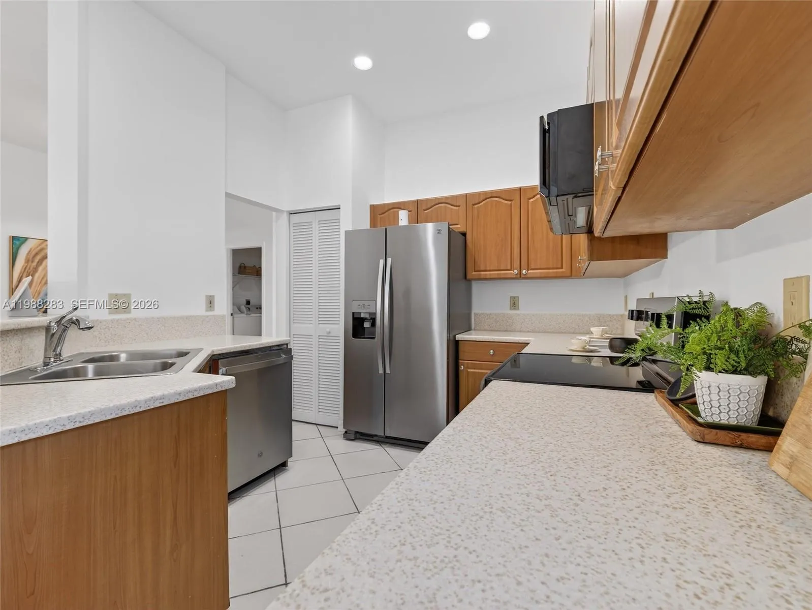 4317 Se Willow Ridge Dr, Weston, Florida 33331, Weston, Florida 33331, 3 Bedrooms Bedrooms, ,2 BathroomsBathrooms,Residential,For Sale,4317 Se Willow Ridge Dr, Weston, Florida 33331,A11988283
