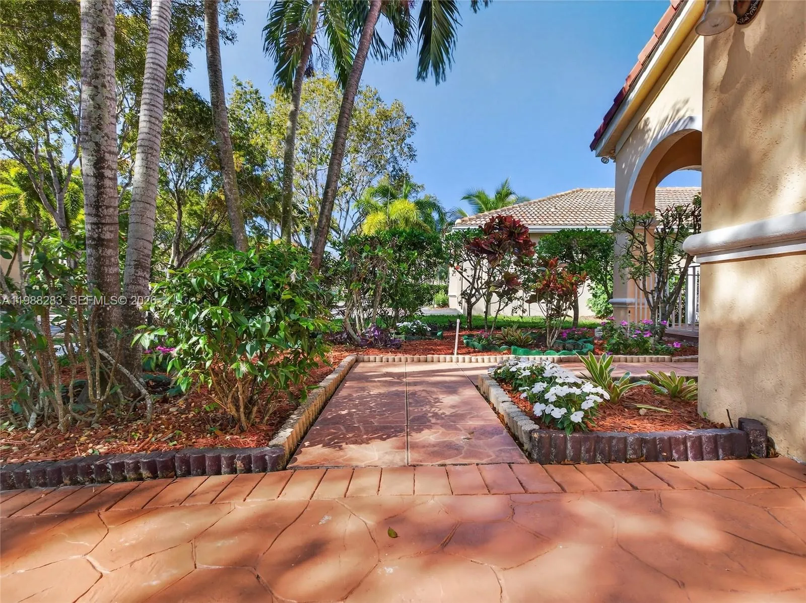 4317 Se Willow Ridge Dr, Weston, Florida 33331, Weston, Florida 33331, 3 Bedrooms Bedrooms, ,2 BathroomsBathrooms,Residential,For Sale,4317 Se Willow Ridge Dr, Weston, Florida 33331,A11988283