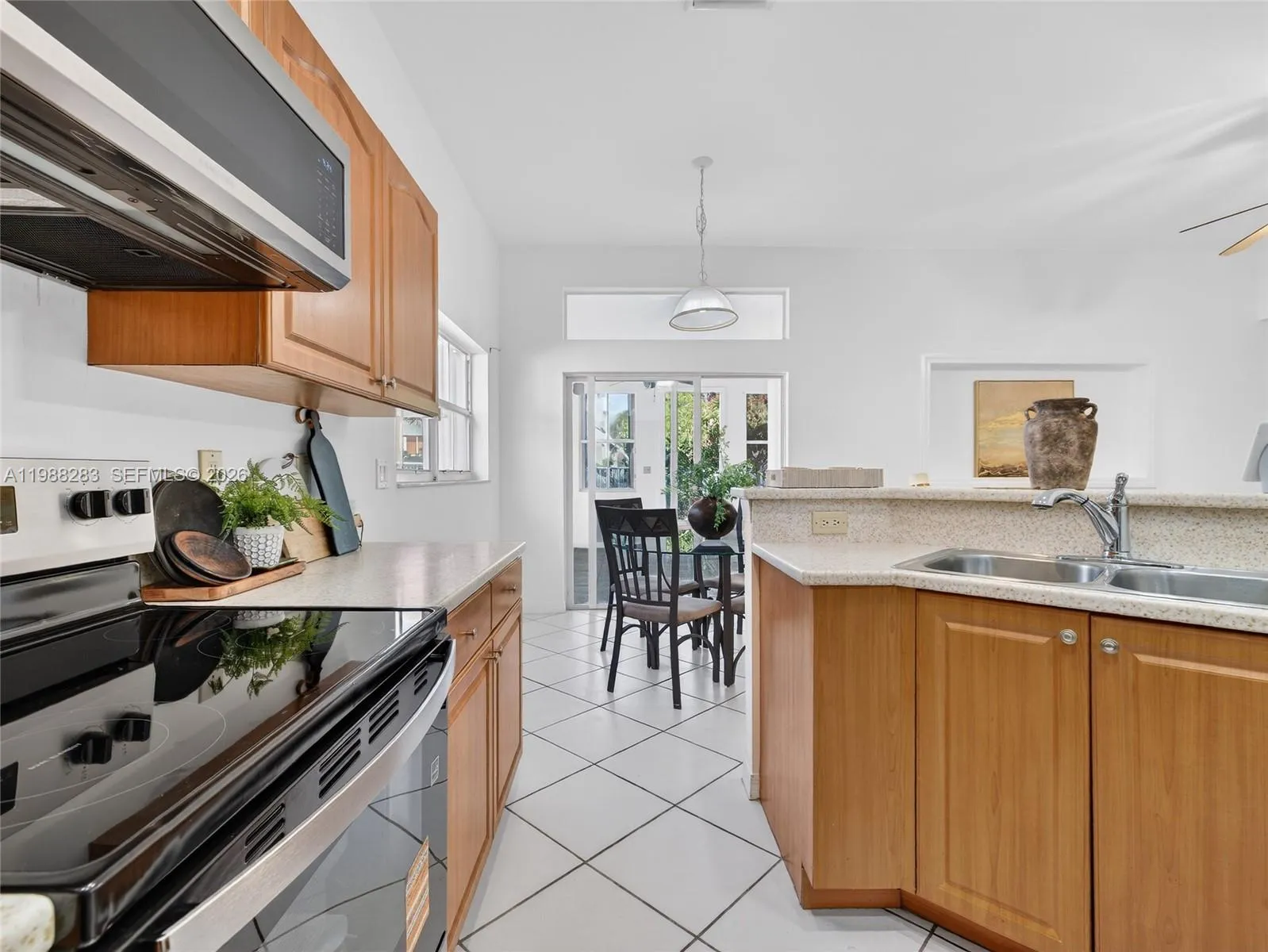 4317 Se Willow Ridge Dr, Weston, Florida 33331, Weston, Florida 33331, 3 Bedrooms Bedrooms, ,2 BathroomsBathrooms,Residential,For Sale,4317 Se Willow Ridge Dr, Weston, Florida 33331,A11988283