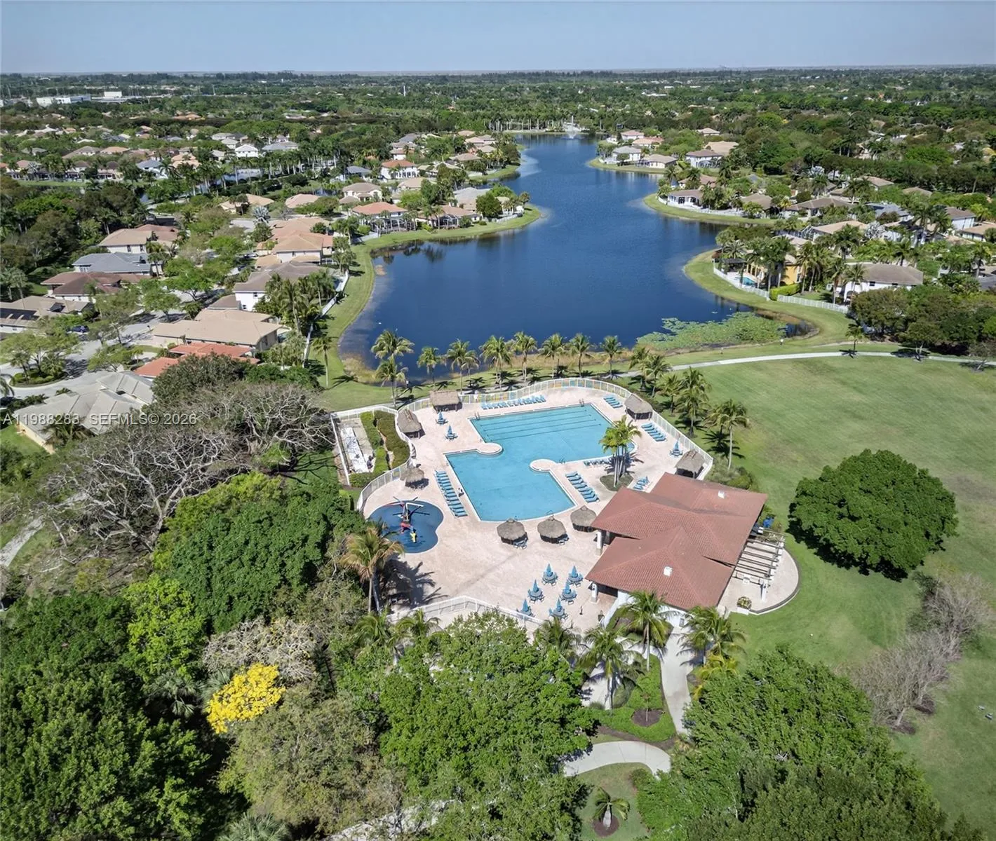 4317 Se Willow Ridge Dr, Weston, Florida 33331, Weston, Florida 33331, 3 Bedrooms Bedrooms, ,2 BathroomsBathrooms,Residential,For Sale,4317 Se Willow Ridge Dr, Weston, Florida 33331,A11988283
