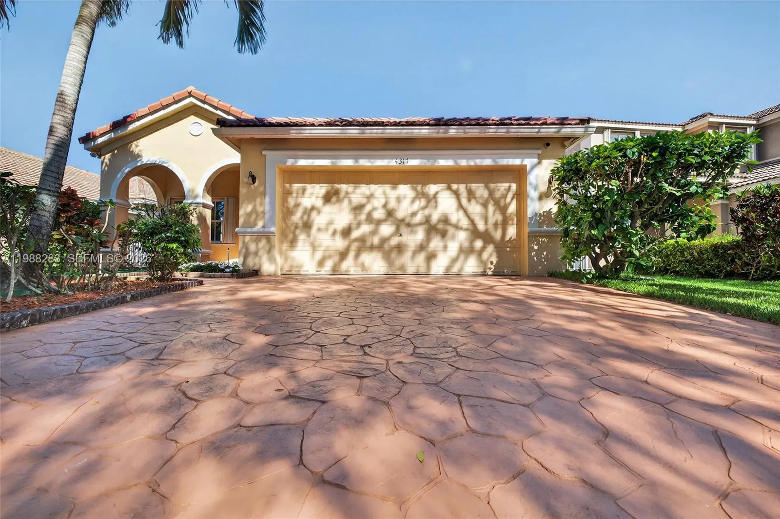 4317 Se Willow Ridge Dr, Weston, Florida 33331, Weston, Florida 33331, 3 Bedrooms Bedrooms, ,2 BathroomsBathrooms,Residential,For Sale,4317 Se Willow Ridge Dr, Weston, Florida 33331,A11988283