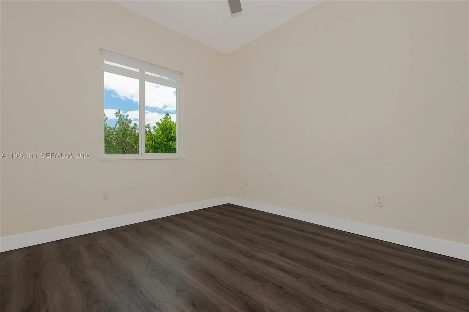 10460 Nw 67th St, Doral, Florida 33178, Doral, Florida 33178, 4 Bedrooms Bedrooms, ,3 BathroomsBathrooms,Residential,For Sale,10460 Nw 67th St, Doral, Florida 33178,A11988186