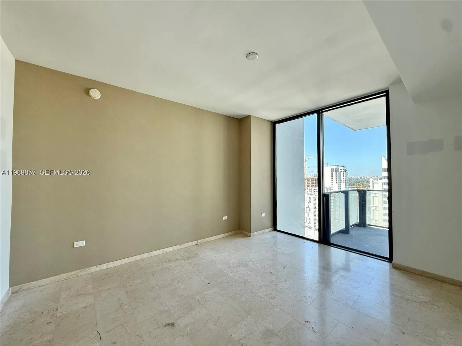 88 Sw 7th St 1808, Miami, Florida 33130, Miami, Florida 33130, 1 Bedroom Bedrooms, ,1 BathroomBathrooms,Residential Lease,For Rent,88 Sw 7th St 1808, Miami, Florida 33130,A11989877