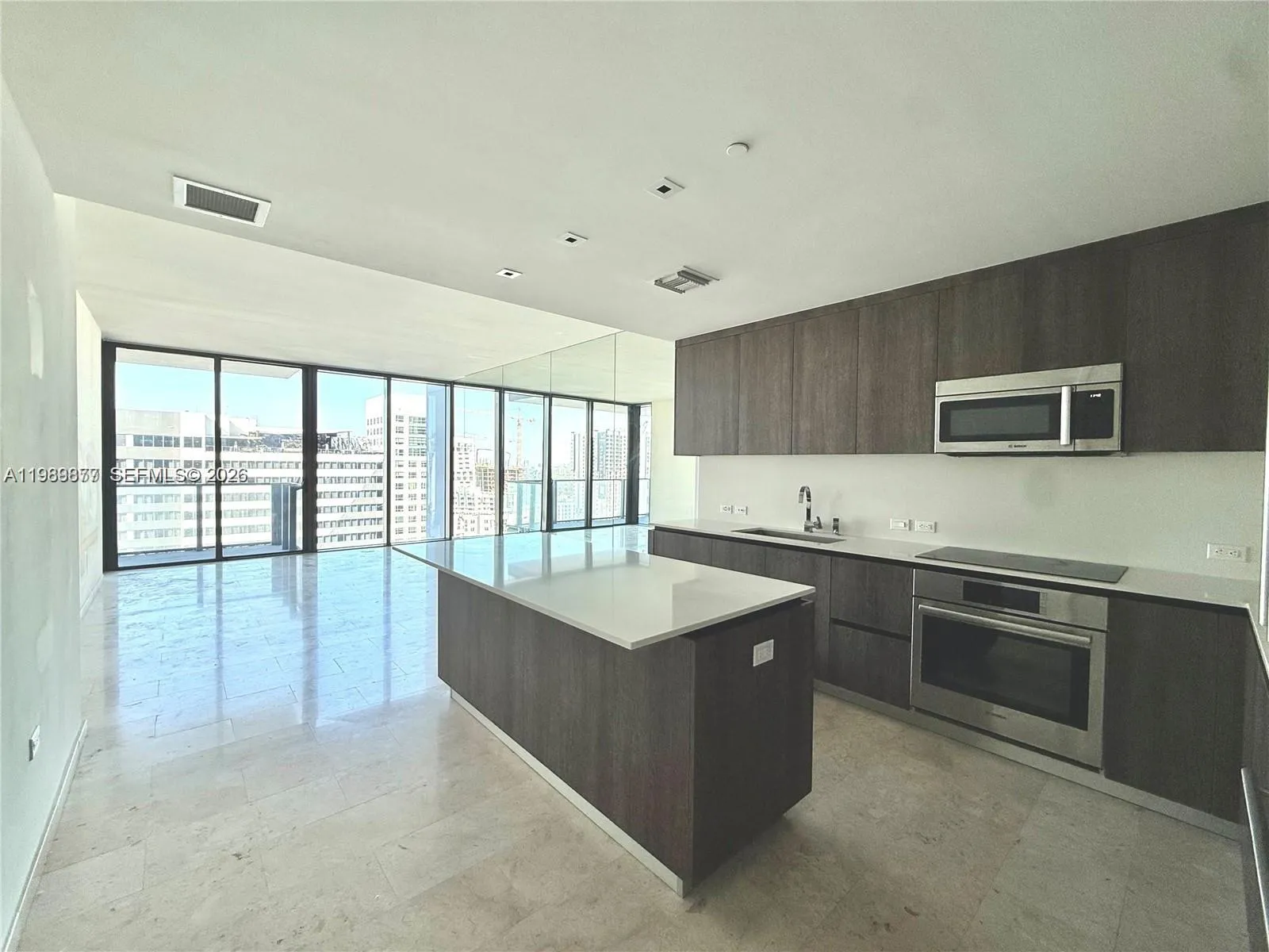 88 Sw 7th St 1808, Miami, Florida 33130, Miami, Florida 33130, 1 Bedroom Bedrooms, ,1 BathroomBathrooms,Residential Lease,For Rent,88 Sw 7th St 1808, Miami, Florida 33130,A11989877