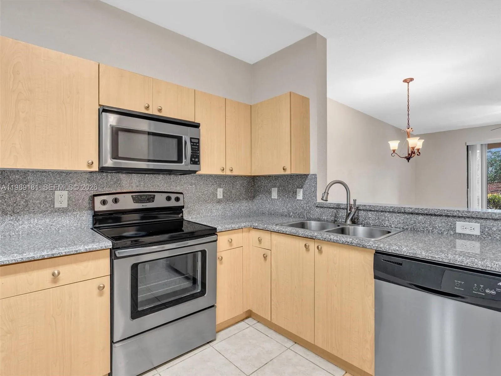4126 Forest Dr, Weston, Florida 33332, Weston, Florida 33332, 2 Bedrooms Bedrooms, ,2 BathroomsBathrooms,Residential,For Sale,4126 Forest Dr, Weston, Florida 33332,A11989181