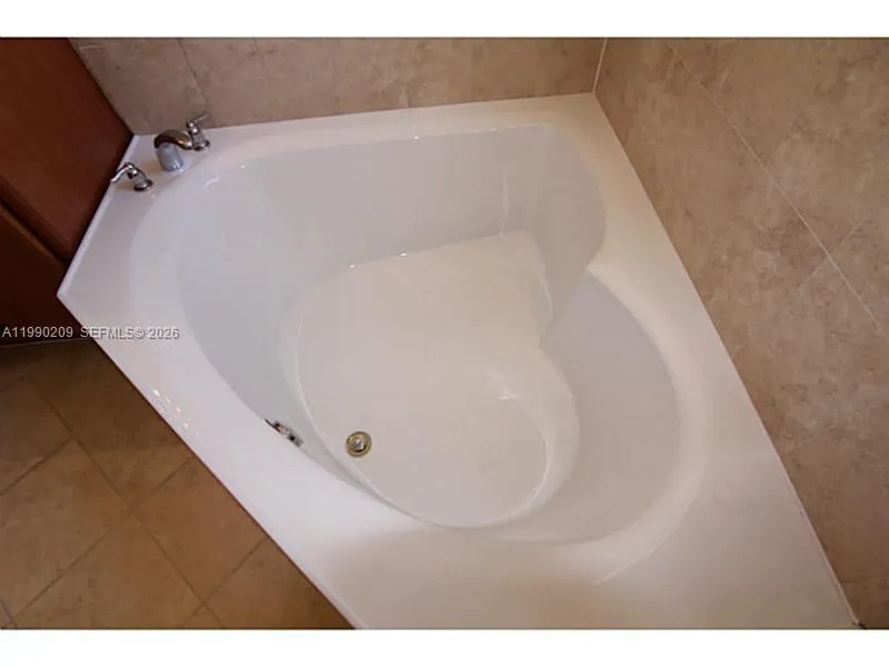 11277 Nw 44th Ter, Doral, Florida 33178, Doral, Florida 33178, 3 Bedrooms Bedrooms, ,2 BathroomsBathrooms,Residential,For Sale,11277 Nw 44th Ter, Doral, Florida 33178,A11990209