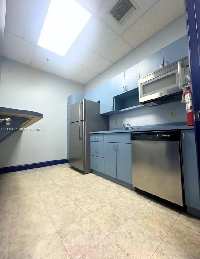 8080 Nw 33rd St, Doral, Florida 33122, Doral, Florida 33122, ,Commercial Lease,For Rent,8080 Nw 33rd St, Doral, Florida 33122,A11988916