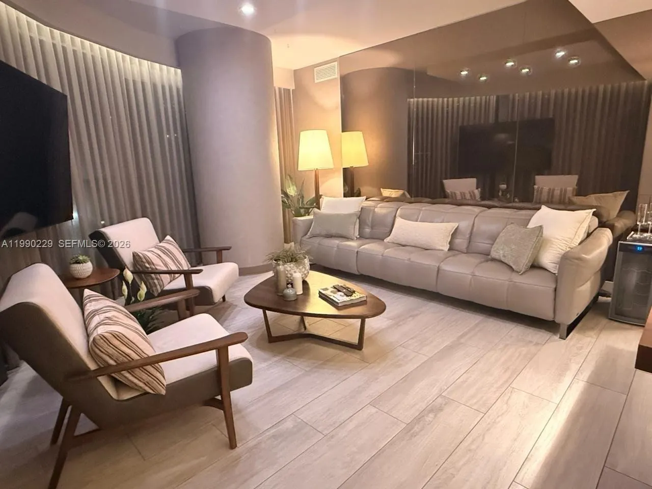45 Sw 9th St 1401, Miami, Florida 33130, Miami, Florida 33130, 2 Bedrooms Bedrooms, ,2 BathroomsBathrooms,Residential Lease,For Rent,45 Sw 9th St 1401, Miami, Florida 33130,A11990229