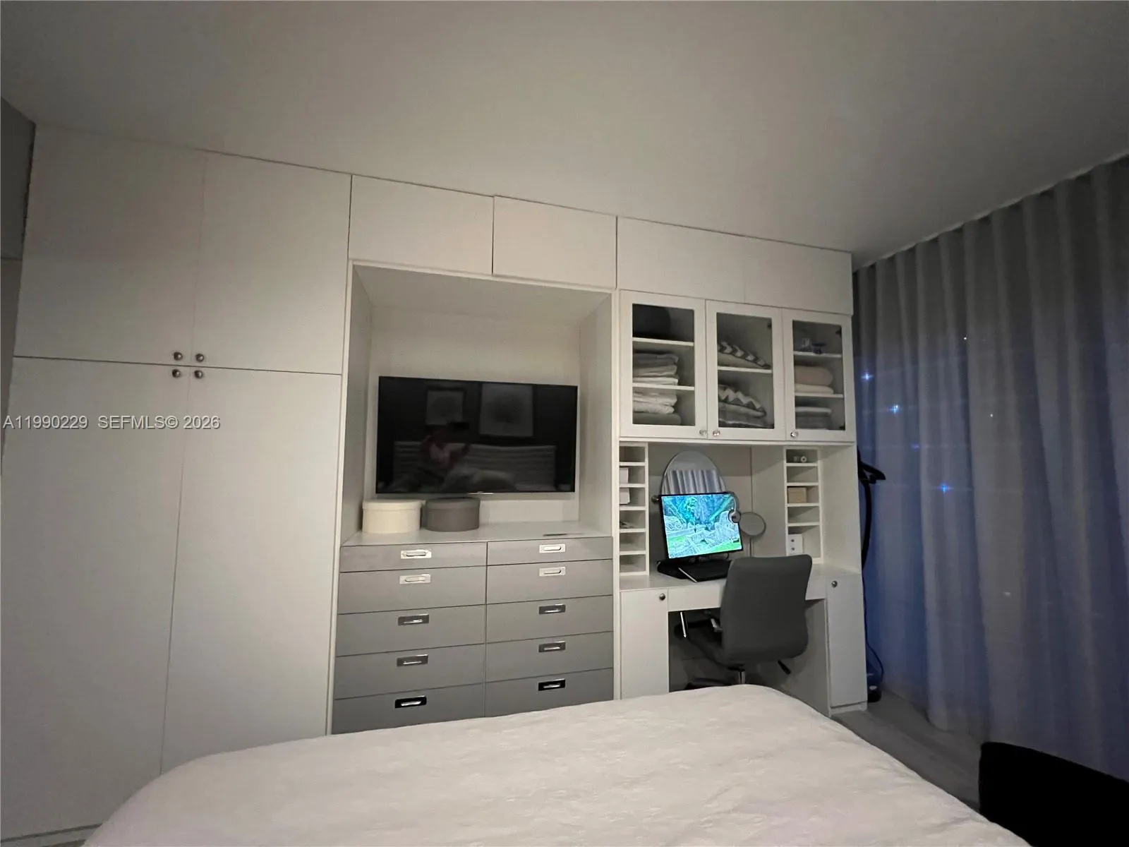 45 Sw 9th St 1401, Miami, Florida 33130, Miami, Florida 33130, 2 Bedrooms Bedrooms, ,2 BathroomsBathrooms,Residential Lease,For Rent,45 Sw 9th St 1401, Miami, Florida 33130,A11990229
