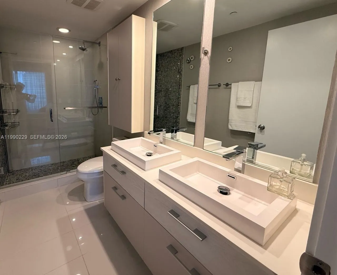45 Sw 9th St 1401, Miami, Florida 33130, Miami, Florida 33130, 2 Bedrooms Bedrooms, ,2 BathroomsBathrooms,Residential Lease,For Rent,45 Sw 9th St 1401, Miami, Florida 33130,A11990229