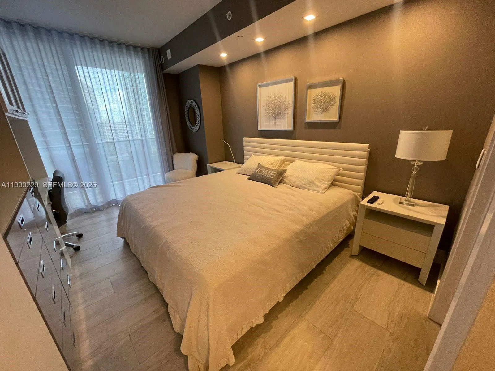 45 Sw 9th St 1401, Miami, Florida 33130, Miami, Florida 33130, 2 Bedrooms Bedrooms, ,2 BathroomsBathrooms,Residential Lease,For Rent,45 Sw 9th St 1401, Miami, Florida 33130,A11990229