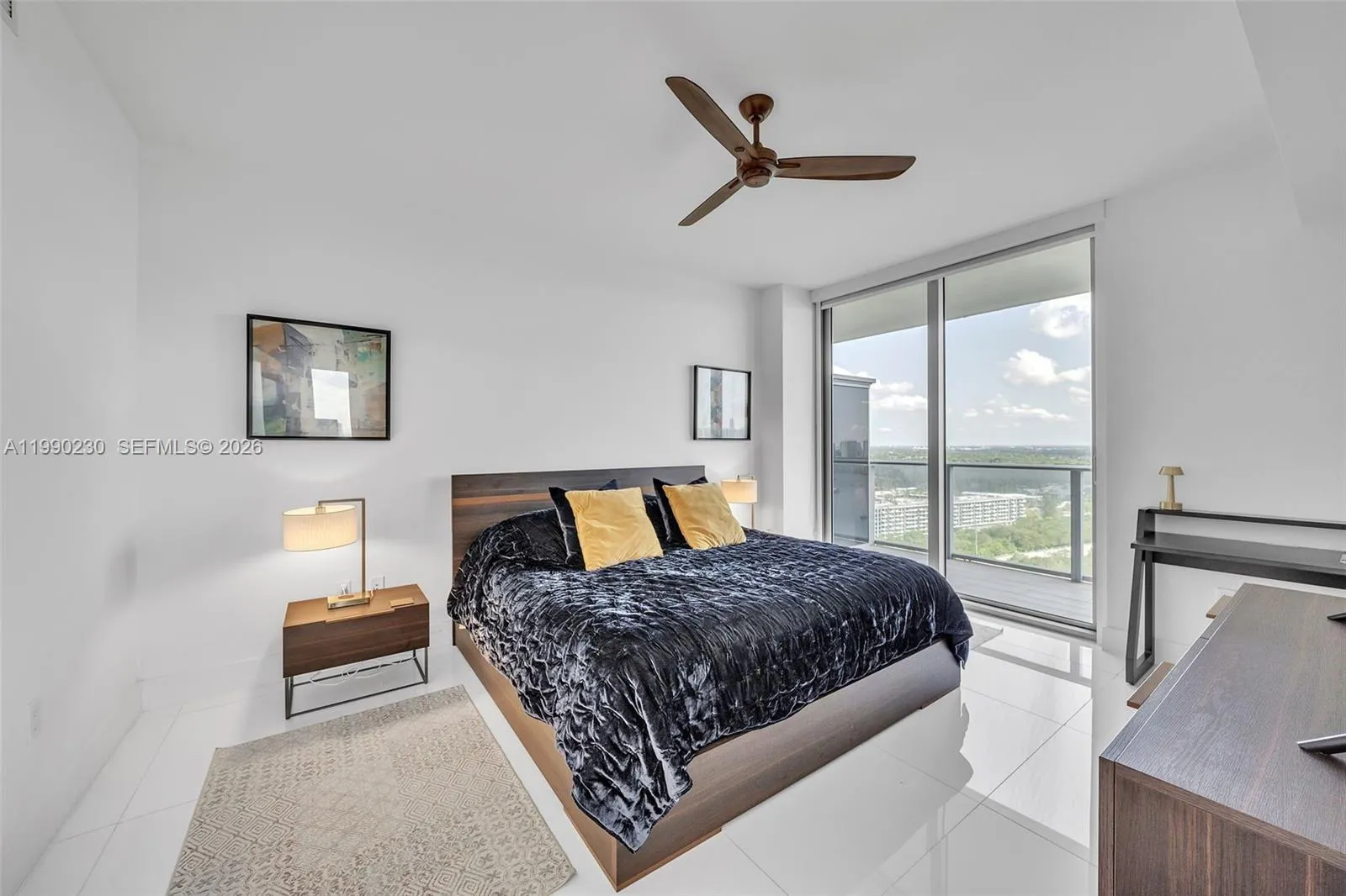 16385 Biscayne Blvd 2707, North Miami Beach, Flori, North Miami Beach, Florida 33160, 3 Bedrooms Bedrooms, ,3 BathroomsBathrooms,Residential,For Sale,16385 Biscayne Blvd 2707, North Miami Beach, Flori,A11990230