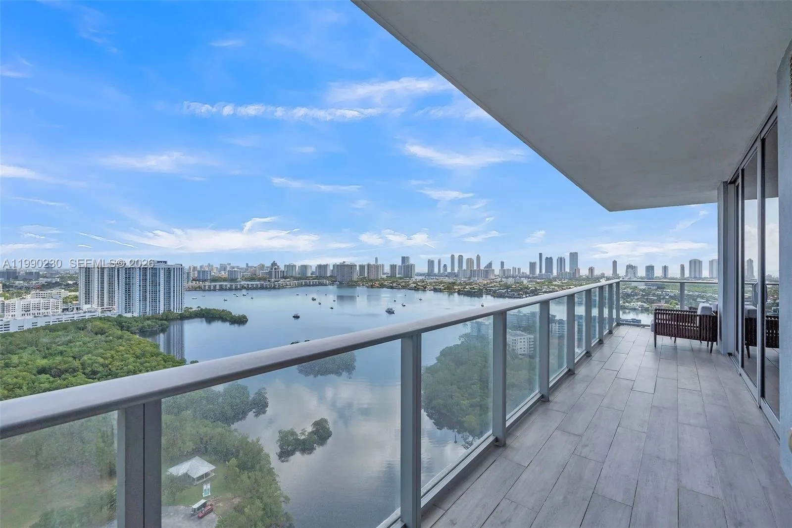 16385 Biscayne Blvd 2707, North Miami Beach, Flori, North Miami Beach, Florida 33160, 3 Bedrooms Bedrooms, ,3 BathroomsBathrooms,Residential,For Sale,16385 Biscayne Blvd 2707, North Miami Beach, Flori,A11990230