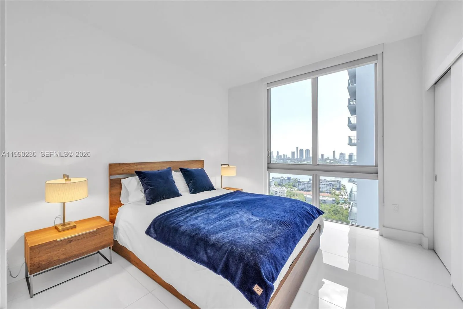 16385 Biscayne Blvd 2707, North Miami Beach, Flori, North Miami Beach, Florida 33160, 3 Bedrooms Bedrooms, ,3 BathroomsBathrooms,Residential,For Sale,16385 Biscayne Blvd 2707, North Miami Beach, Flori,A11990230