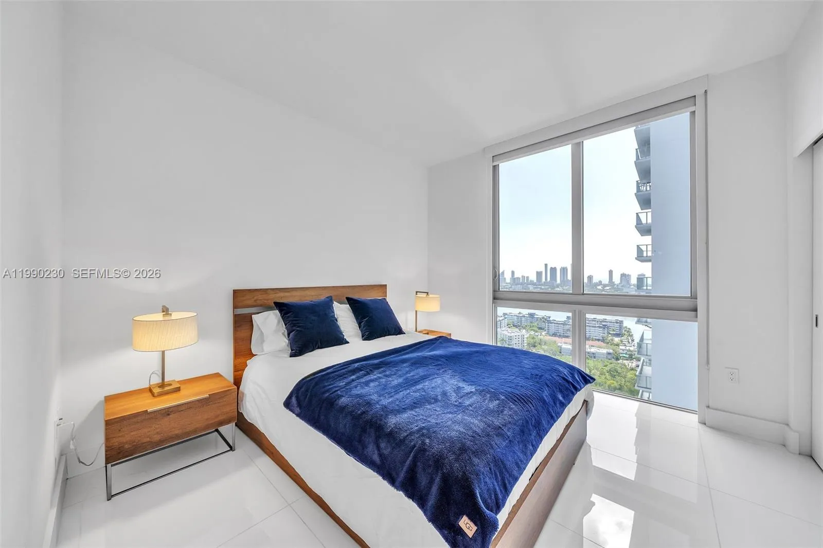 16385 Biscayne Blvd 2707, North Miami Beach, Flori, North Miami Beach, Florida 33160, 3 Bedrooms Bedrooms, ,3 BathroomsBathrooms,Residential,For Sale,16385 Biscayne Blvd 2707, North Miami Beach, Flori,A11990230