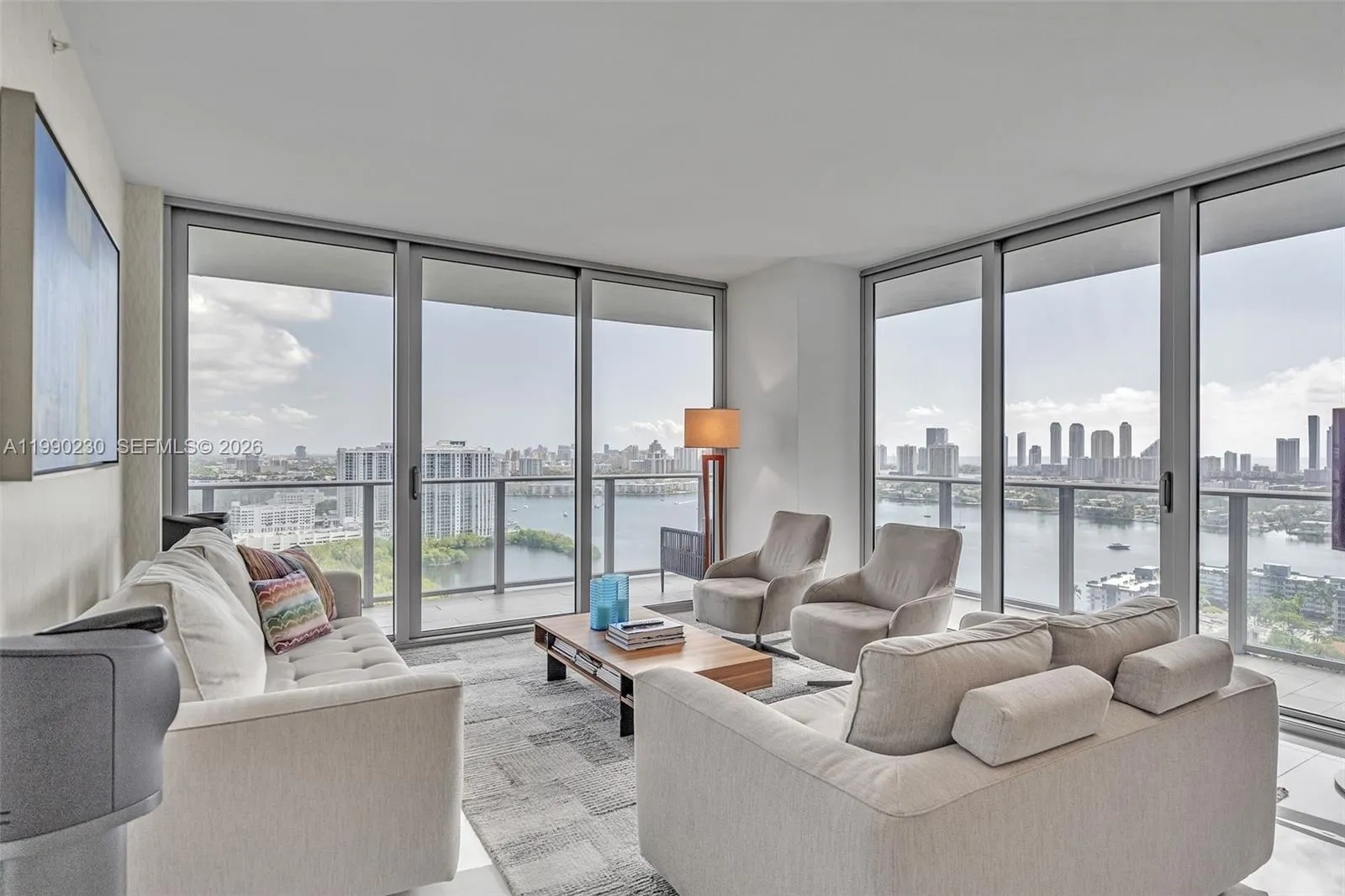 16385 Biscayne Blvd 2707, North Miami Beach, Flori, North Miami Beach, Florida 33160, 3 Bedrooms Bedrooms, ,3 BathroomsBathrooms,Residential,For Sale,16385 Biscayne Blvd 2707, North Miami Beach, Flori,A11990230