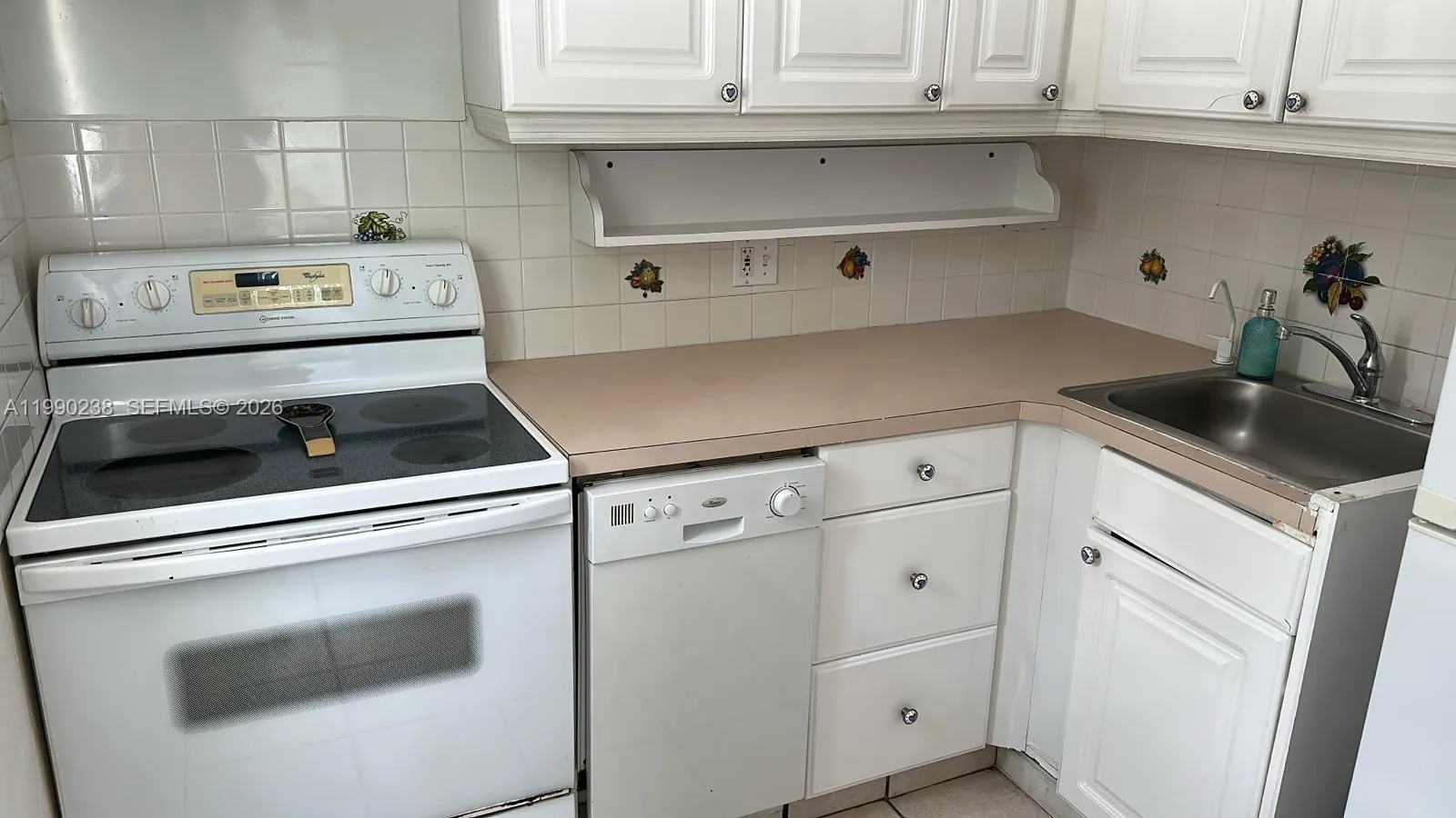 90 Isle Of Venice Dr 9, Fort Lauderdale, Florida 3, Fort Lauderdale, Florida 33301, 1 Bedroom Bedrooms, ,1 BathroomBathrooms,Residential Lease,For Rent,90 Isle Of Venice Dr 9, Fort Lauderdale, Florida 3,A11990238