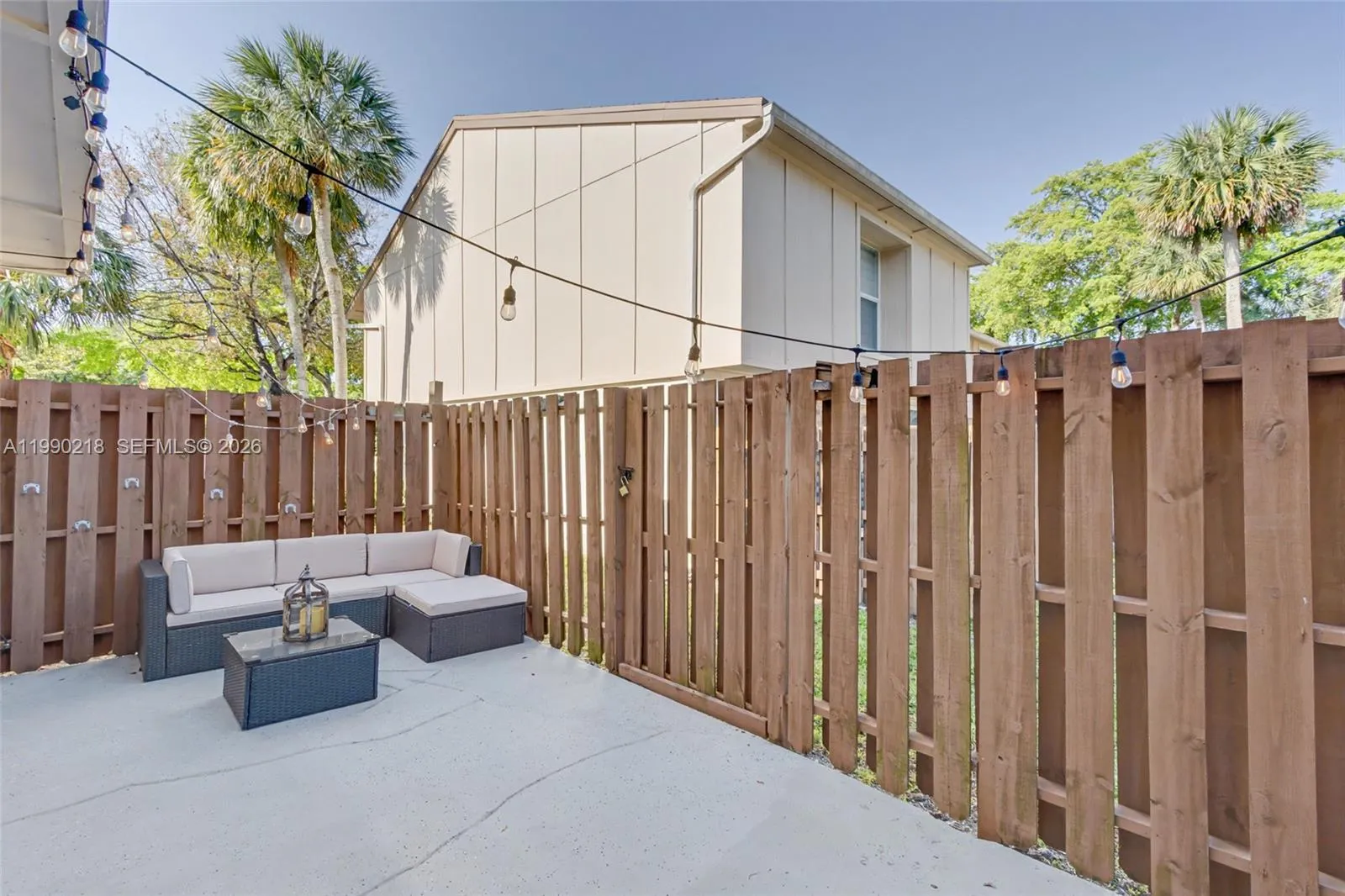 835 Nw 80th Ter 11, Plantation, Florida 33324, Plantation, Florida 33324, 2 Bedrooms Bedrooms, ,2 BathroomsBathrooms,Residential,For Sale,835 Nw 80th Ter 11, Plantation, Florida 33324,A11990218