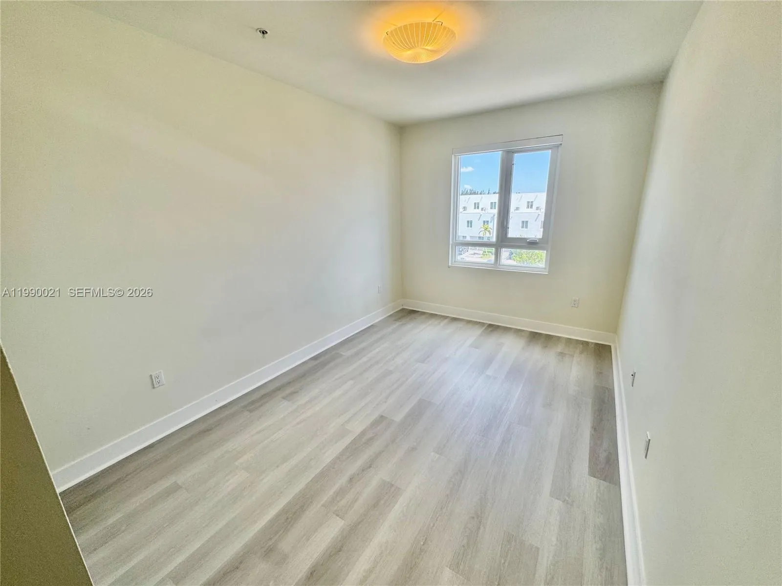 6415 Nw 102nd Path 204, Miami, Florida 33178, Miami, Florida 33178, 3 Bedrooms Bedrooms, ,2 BathroomsBathrooms,Residential Lease,For Rent,6415 Nw 102nd Path 204, Miami, Florida 33178,A11990021