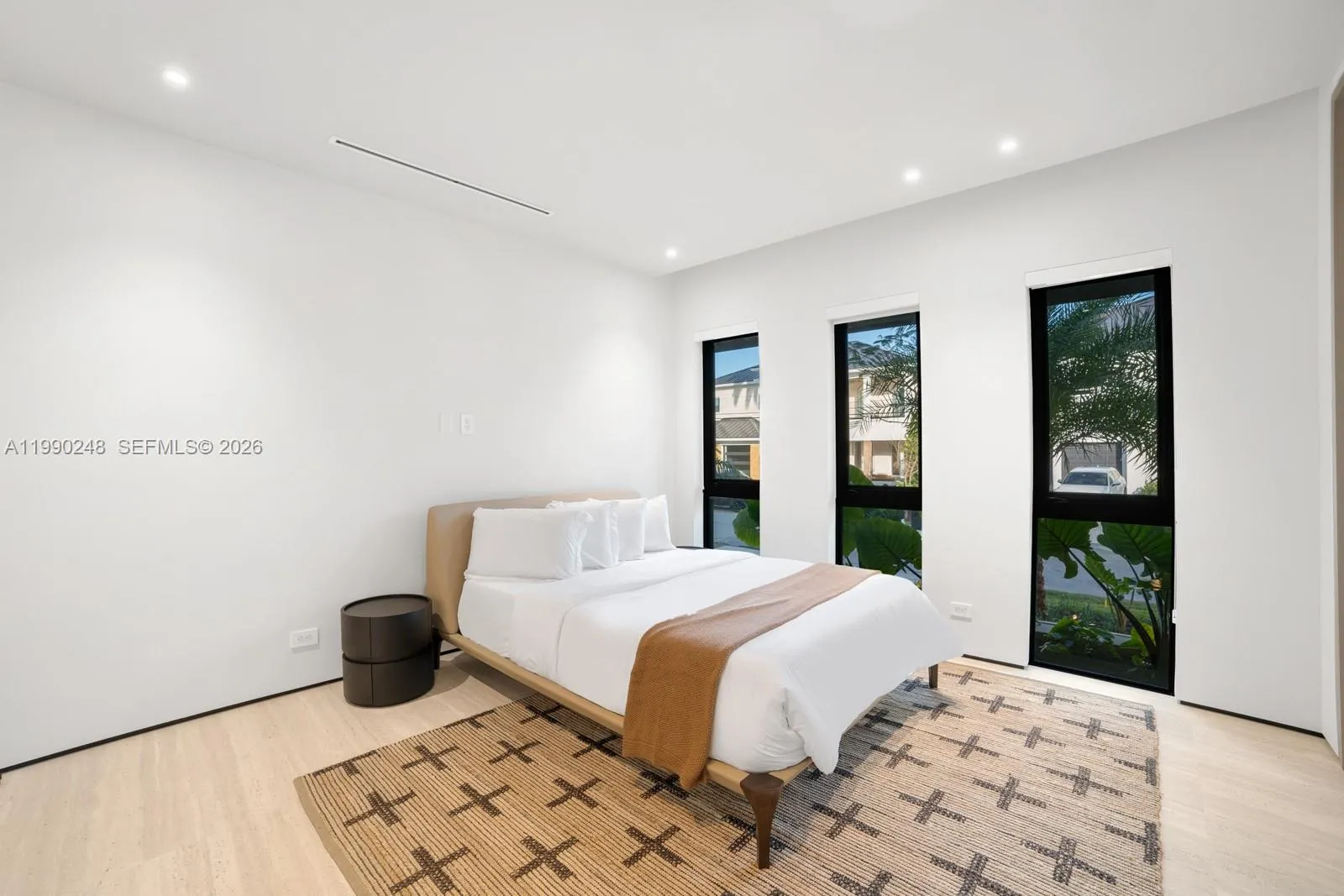 641 Flamingo Dr 0, Fort Lauderdale, Florida 33301, Fort Lauderdale, Florida 33301, 6 Bedrooms Bedrooms, ,7 BathroomsBathrooms,Residential Lease,For Rent,641 Flamingo Dr 0, Fort Lauderdale, Florida 33301,A11990248