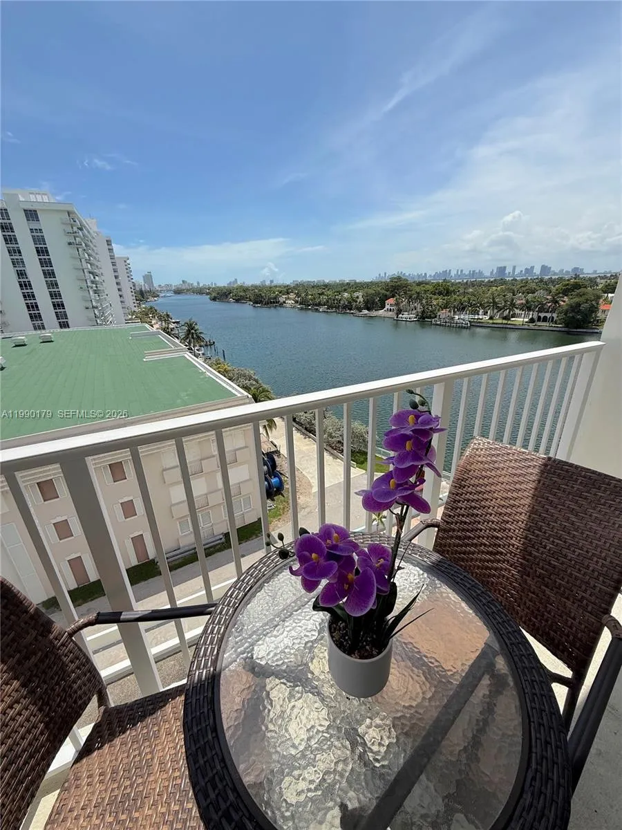 5838 Collins Ave 7g, Miami Beach, Florida 33140, Miami Beach, Florida 33140, 1 Bedroom Bedrooms, ,1 BathroomBathrooms,Residential,For Sale,5838 Collins Ave 7g, Miami Beach, Florida 33140,A11990179