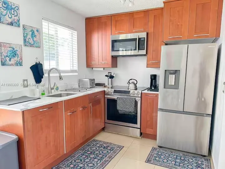 650 Ne 15th St, Fort Lauderdale, Florida 33304, Fort Lauderdale, Florida 33304, ,Residential Income,For Sale,650 Ne 15th St, Fort Lauderdale, Florida 33304,A11990300