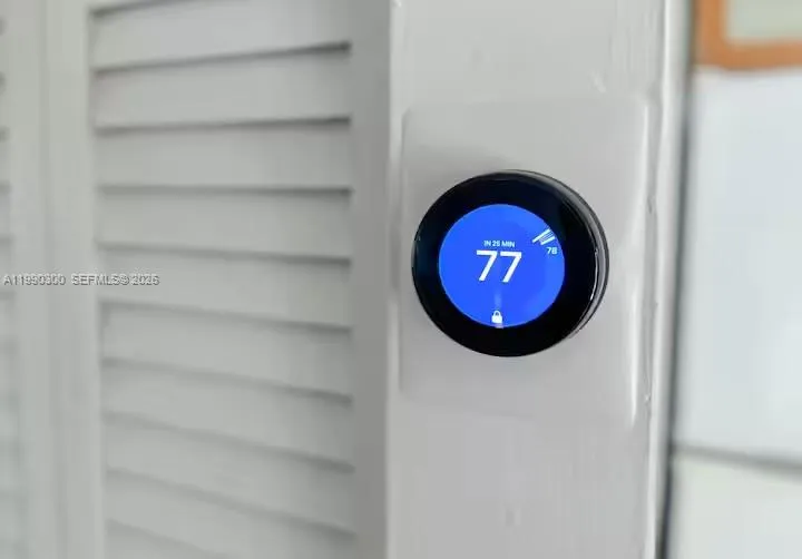 650 Ne 15th St, Fort Lauderdale, Florida 33304, Fort Lauderdale, Florida 33304, ,Residential Income,For Sale,650 Ne 15th St, Fort Lauderdale, Florida 33304,A11990300