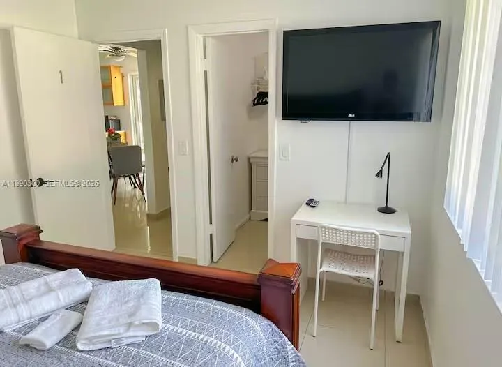 650 Ne 15th St, Fort Lauderdale, Florida 33304, Fort Lauderdale, Florida 33304, ,Residential Income,For Sale,650 Ne 15th St, Fort Lauderdale, Florida 33304,A11990300