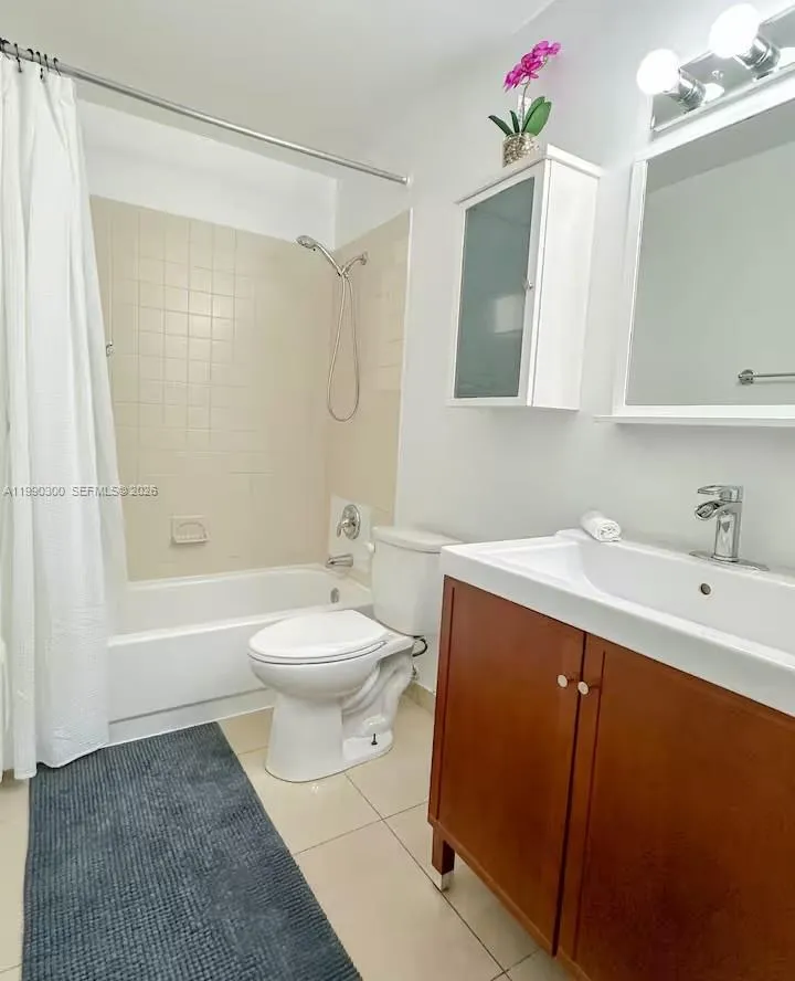 650 Ne 15th St, Fort Lauderdale, Florida 33304, Fort Lauderdale, Florida 33304, ,Residential Income,For Sale,650 Ne 15th St, Fort Lauderdale, Florida 33304,A11990300