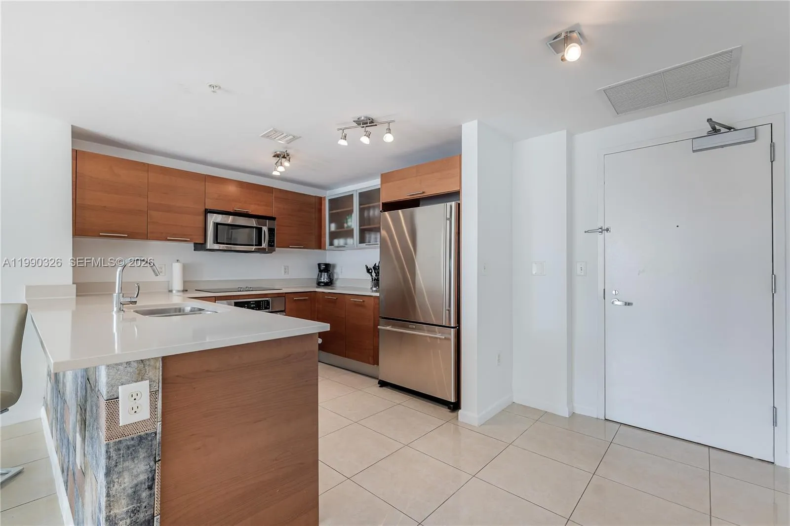 3250 Ne 1st Ave 702, Miami, Florida 33137, Miami, Florida 33137, 2 Bedrooms Bedrooms, ,2 BathroomsBathrooms,Residential Lease,For Rent,3250 Ne 1st Ave 702, Miami, Florida 33137,A11990326