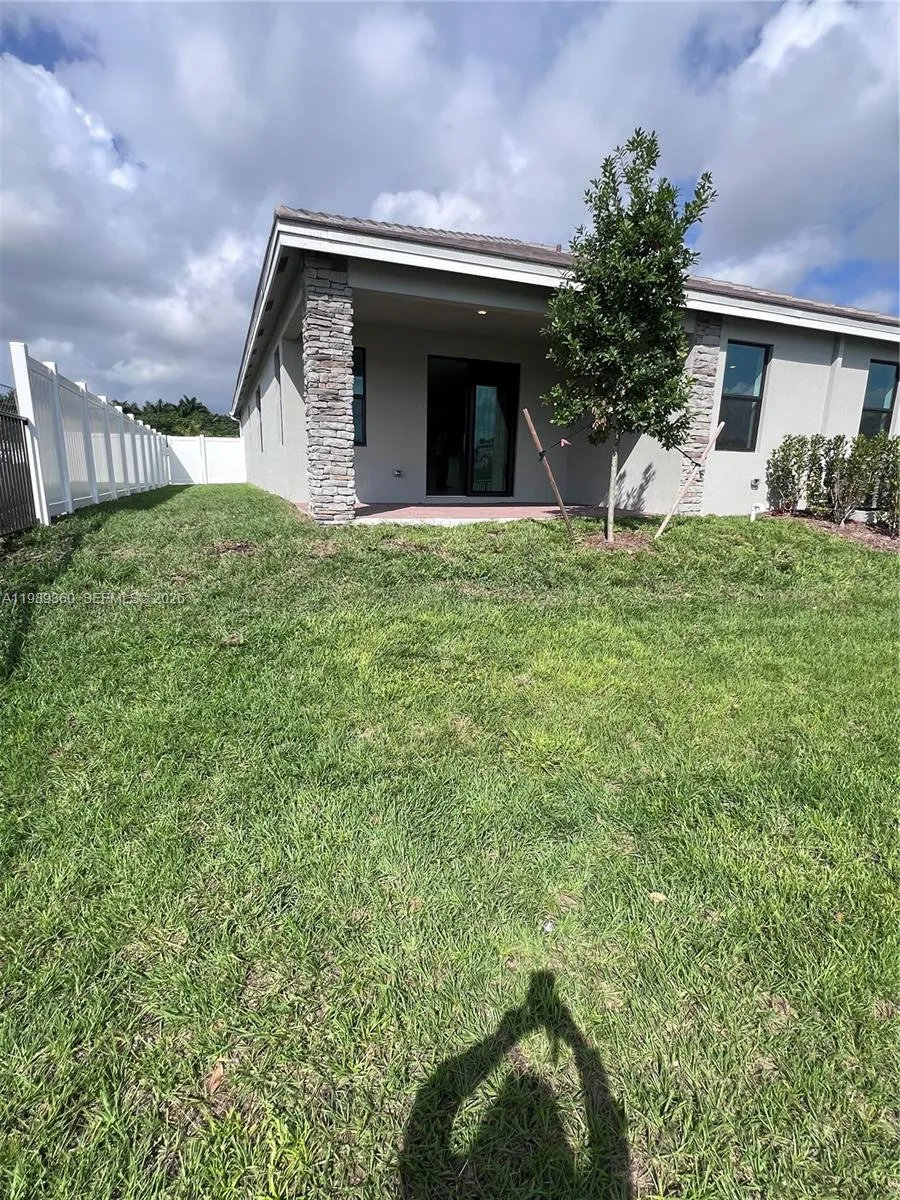 4784 Sw 72nd Ter 0, Davie, Florida 33314, Davie, Florida 33314, 4 Bedrooms Bedrooms, ,2 BathroomsBathrooms,Residential Lease,For Rent,4784 Sw 72nd Ter 0, Davie, Florida 33314,A11989360