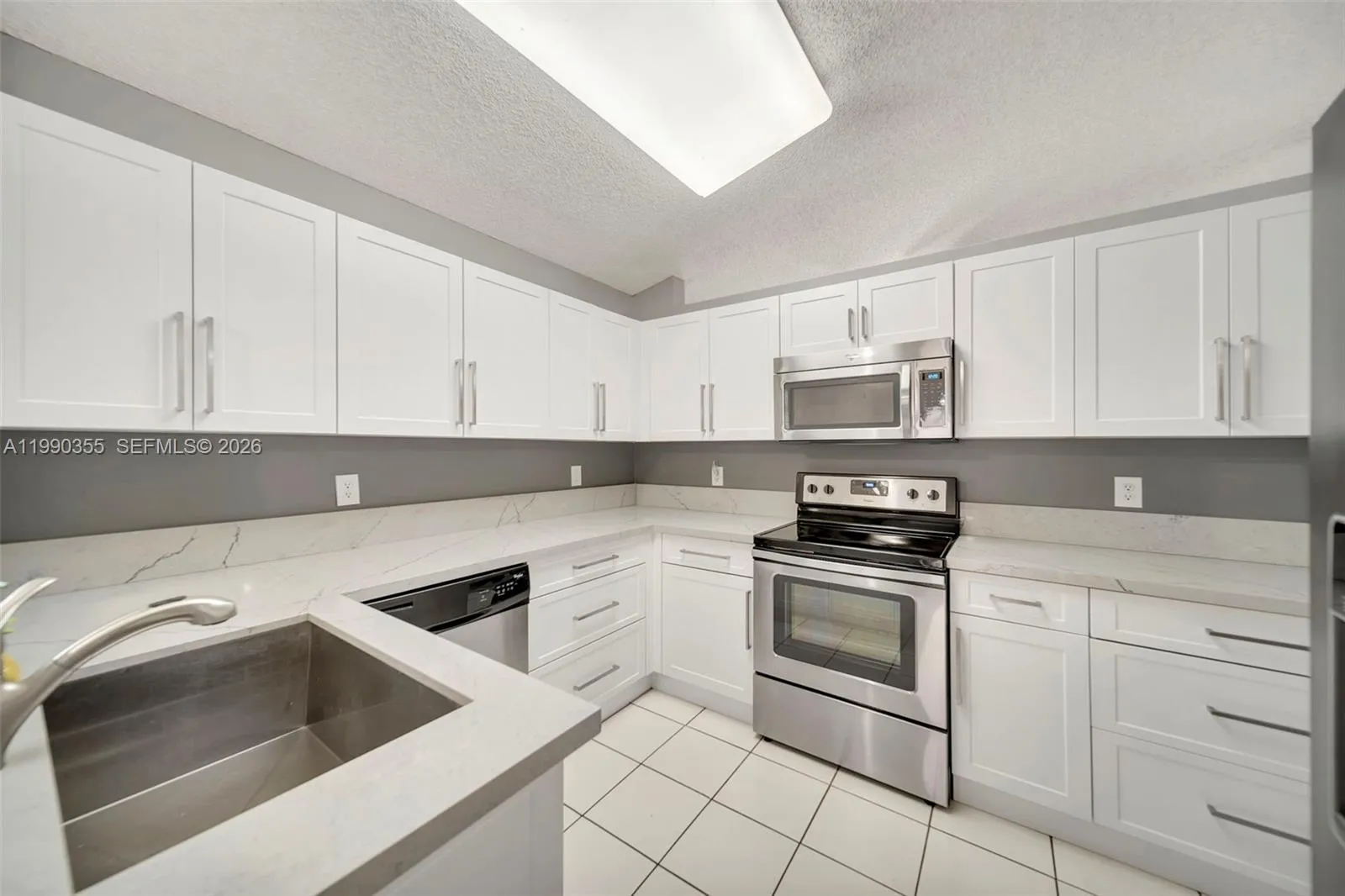 14721 Vista Verdi Rd, Davie, Florida 33325, Davie, Florida 33325, 3 Bedrooms Bedrooms, ,2 BathroomsBathrooms,Residential,For Sale,14721 Vista Verdi Rd, Davie, Florida 33325,A11990355