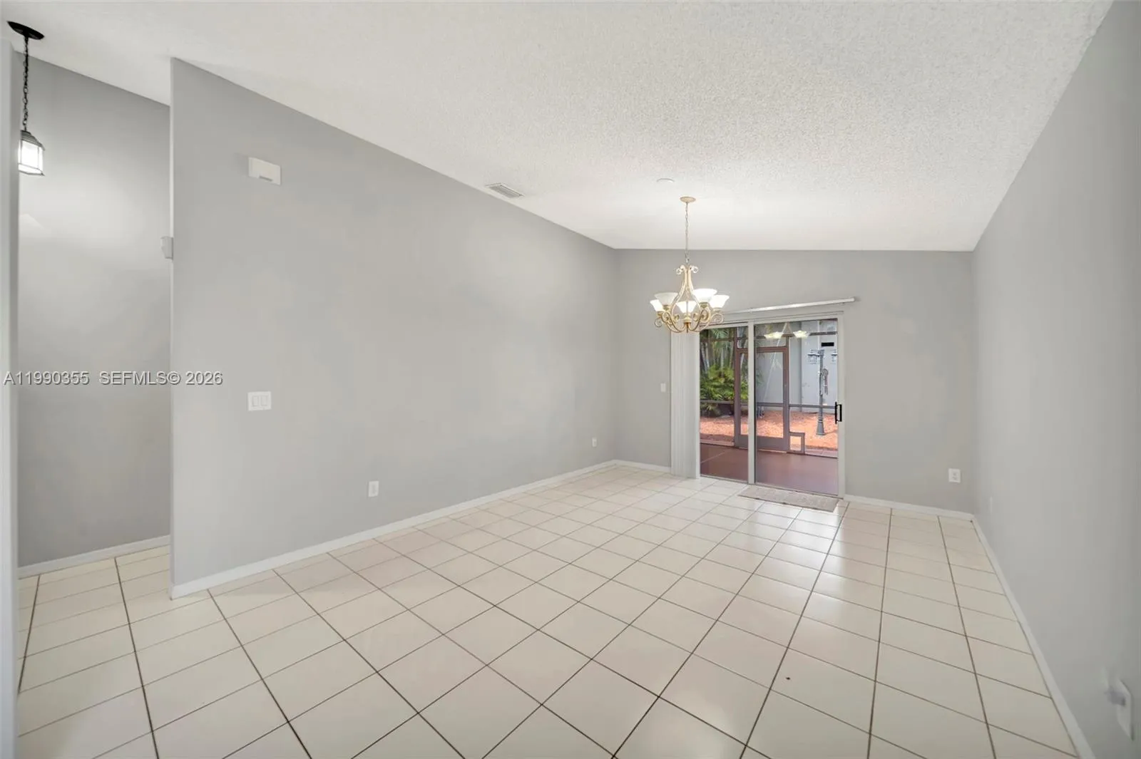 14721 Vista Verdi Rd, Davie, Florida 33325, Davie, Florida 33325, 3 Bedrooms Bedrooms, ,2 BathroomsBathrooms,Residential,For Sale,14721 Vista Verdi Rd, Davie, Florida 33325,A11990355