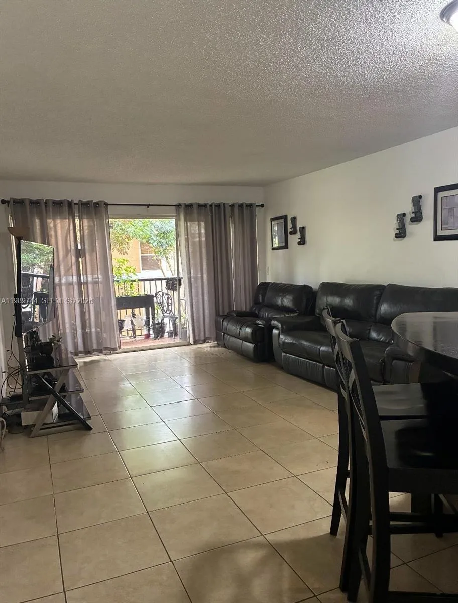 8761 Wiles Rd 206, Coral Springs, Florida 33067, Coral Springs, Florida 33067, 3 Bedrooms Bedrooms, ,2 BathroomsBathrooms,Residential,For Sale,8761 Wiles Rd 206, Coral Springs, Florida 33067,A11989744