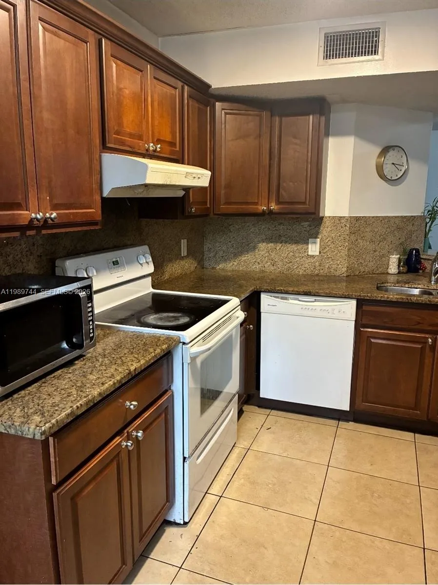 8761 Wiles Rd 206, Coral Springs, Florida 33067, Coral Springs, Florida 33067, 3 Bedrooms Bedrooms, ,2 BathroomsBathrooms,Residential,For Sale,8761 Wiles Rd 206, Coral Springs, Florida 33067,A11989744